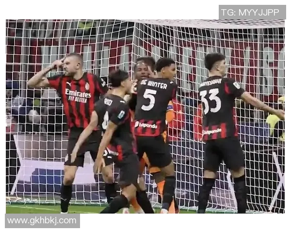 意甲媒体透露:米兰与萨勒马克尔斯续约已经达成一致,球员将获得加薪 意甲媒体透露:米兰与萨勒马克尔斯续约已经达成一致,球员将获得加薪